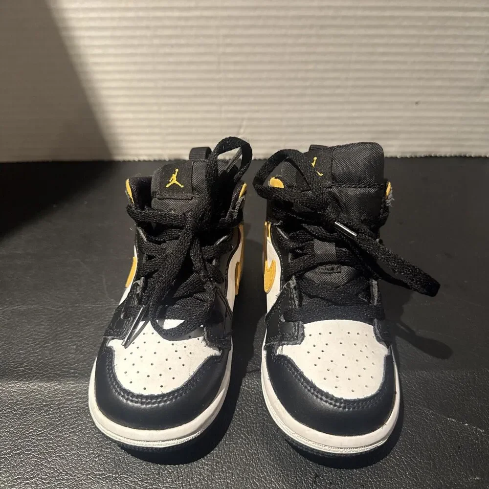Air Jordan 1 Mid TD 'Black Gold' Size 7C 640735-177 with box - Picture 4 of 11